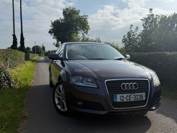 Audi A3 Hatchback, Diesel, 2012, Grey