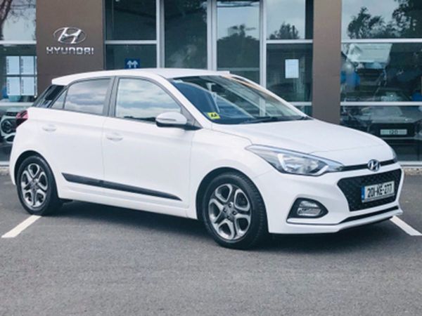 Hyundai i20 Hatchback, Petrol, 2020, Polar White