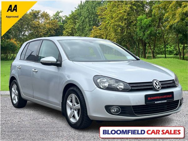 Volkswagen Golf Hatchback, Petrol, 2012, Silver