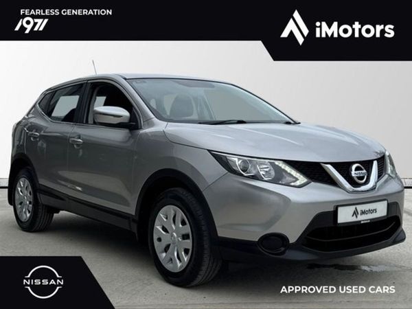 Nissan Qashqai SUV, Diesel, 2015, Silver