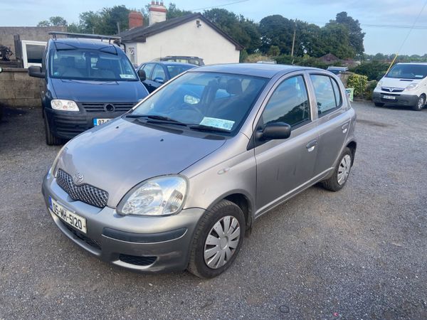 Toyota Yaris Hatchback, Petrol, 2005, Grey