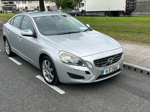 Volvo S60 Saloon, Diesel, 2011, Silver