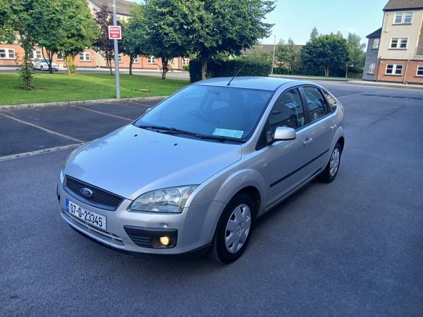 Ford Focus Hatchback, Petrol, 2007, Silver
