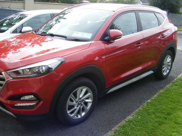 Hyundai Tucson SUV, Diesel, 2017, Red