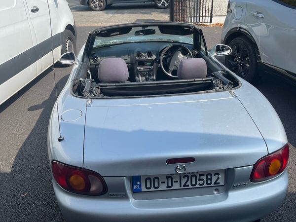 Mazda MX-5 Convertible, Petrol, 2000, Silver