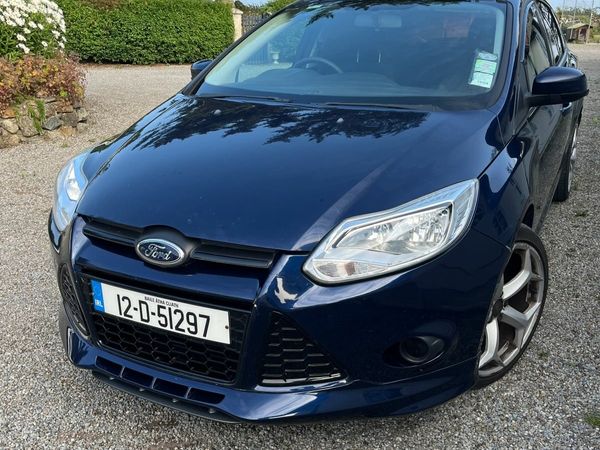 Ford Focus Hatchback, Diesel, 2012, Blue