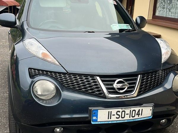 Nissan Qashqai Hatchback, Diesel, 2012, Grey