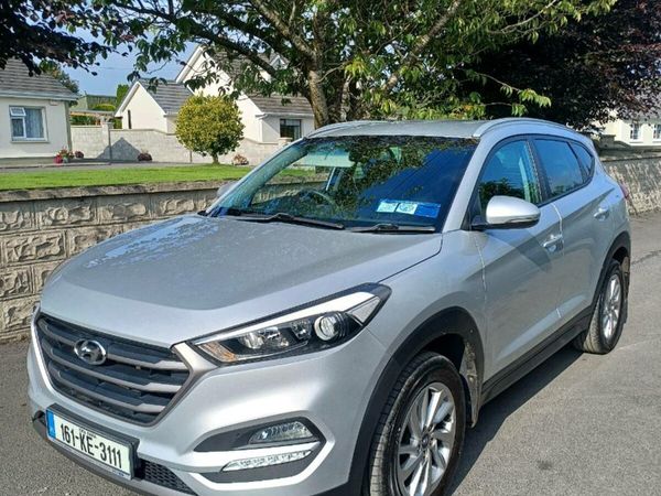 Hyundai Tucson SUV, Diesel, 2016, Silver
