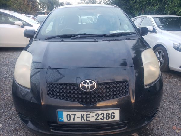 Toyota Yaris Hatchback, Petrol, 2007, Black