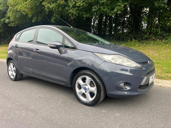 Ford Fiesta Hatchback, Petrol, 2011, Blue