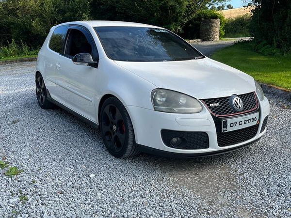 Volkswagen Golf Hatchback, Petrol, 2007, White
