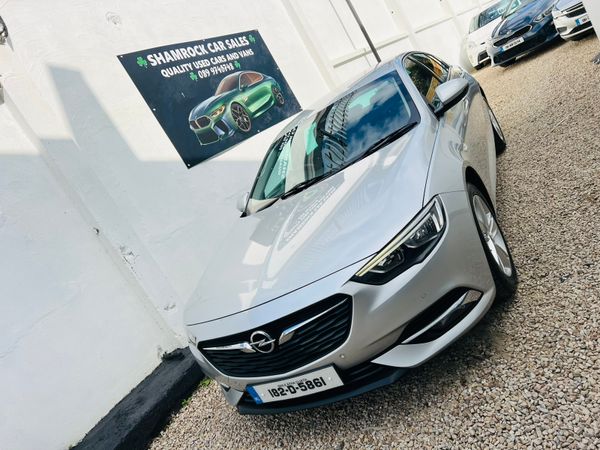 Opel Insignia Hatchback, Diesel, 2018, Grey