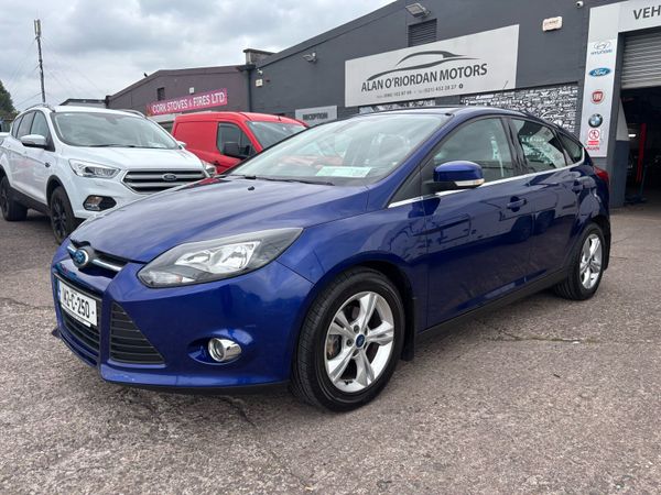 Ford Focus Hatchback, Diesel, 2014, Blue