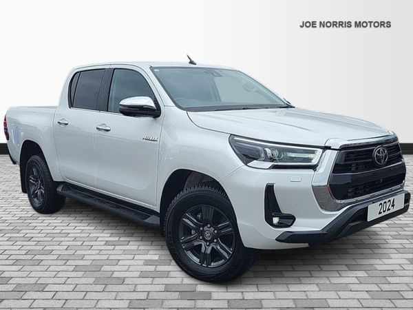 Toyota Hilux Pick Up, Diesel, 2024, White