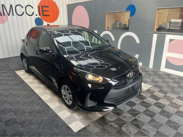 Toyota Yaris Hatchback, Petrol, 2020, Black