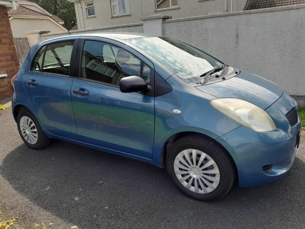 Toyota Yaris Hatchback, Petrol, 2006, Blue