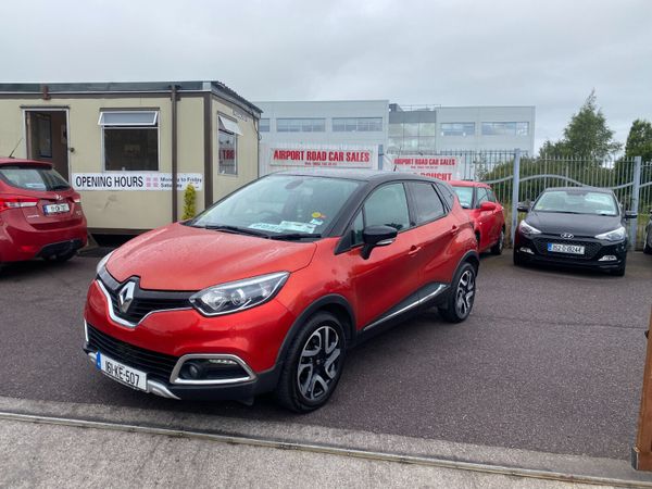 Renault Captur Hatchback, Diesel, 2016, Red