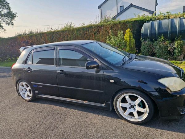 Toyota Corolla Hatchback, Petrol, 2005, Black