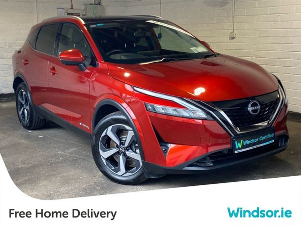 Nissan Qashqai MPV, Petrol, 2024, Red