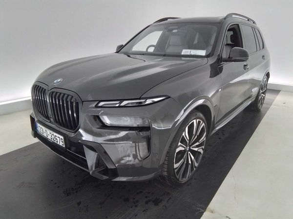 BMW X7 Hatchback, Diesel, 2023, Grey