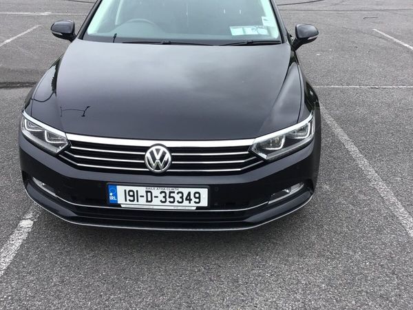 Volkswagen Passat Saloon, Diesel, 2019, Black