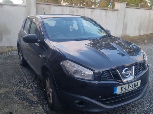 Nissan Qashqai Hatchback, Diesel, 2011, Black