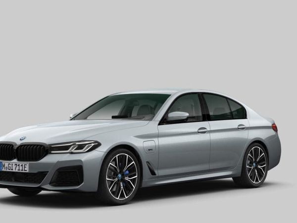 BMW 5-Series Saloon, Petrol Plug-in Hybrid, 2022, Blue
