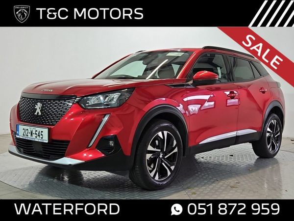 Peugeot 2008 MPV, Petrol, 2021, Red