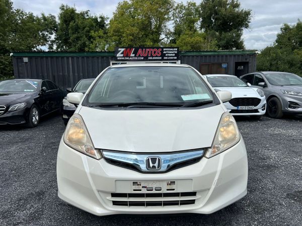 Honda Fit Hatchback, Hybrid, 2012, White