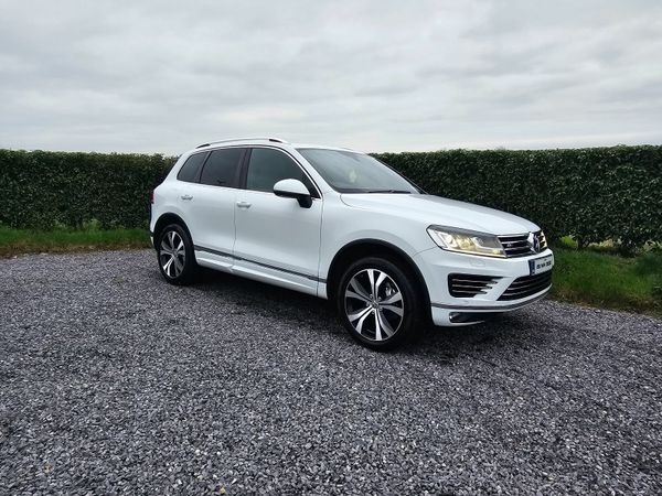 Volkswagen Touareg SUV, Diesel, 2015, White