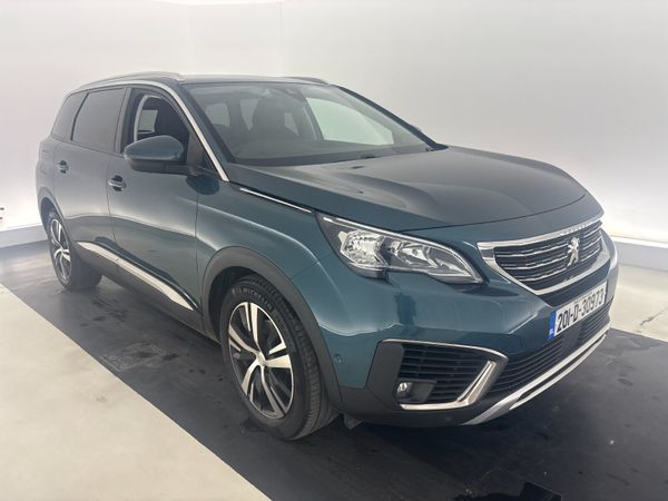 Peugeot 5008 MPV, Diesel, 2020, Green