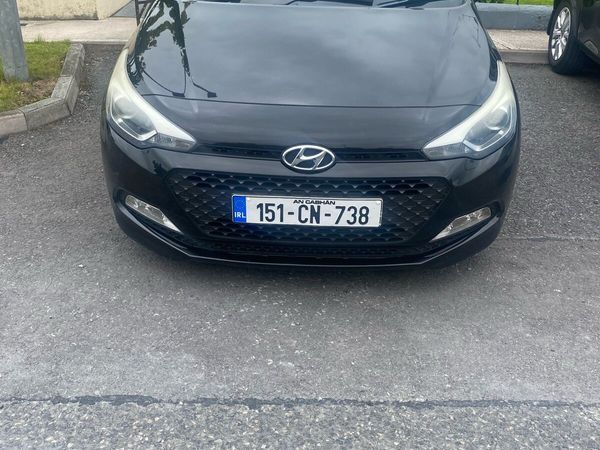 Hyundai i20 Hatchback, Diesel, 2015, Black