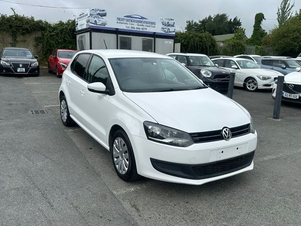 Volkswagen Polo Hatchback, Petrol, 2014, White