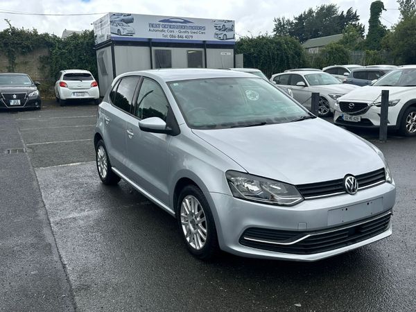 Volkswagen Polo Hatchback, Petrol, 2014, Silver