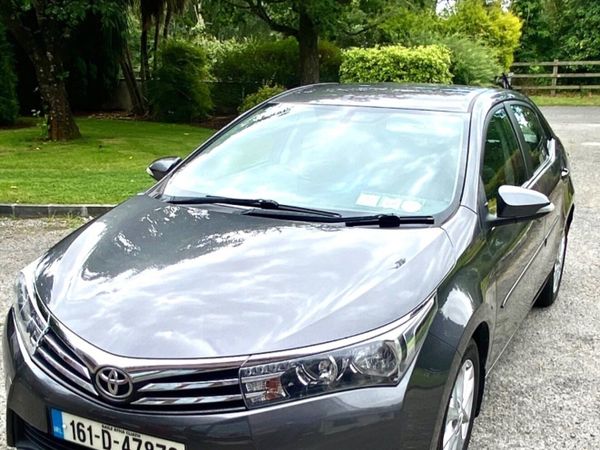 Toyota Corolla Saloon, Diesel, 2016, Grey