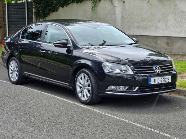 Volkswagen Passat Saloon, Diesel, 2014, Black
