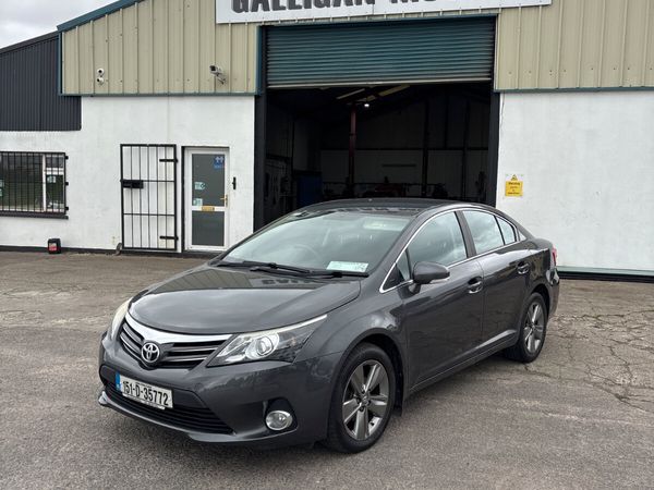 Toyota Avensis Saloon, Diesel, 2015, Grey