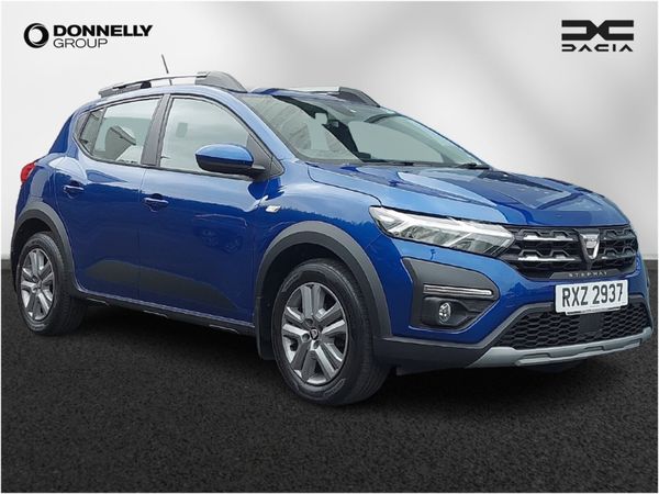 Dacia Sandero Stepway Hatchback, Petrol Gas, 2022, Blue