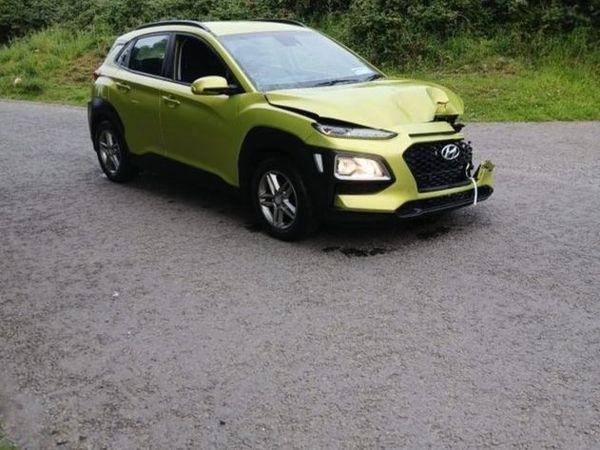 Hyundai KONA MPV, Petrol, 2018, Green