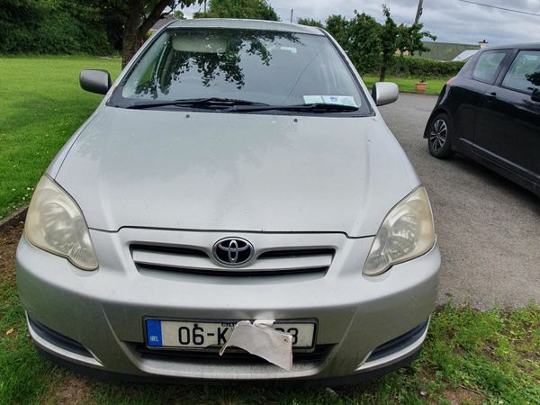 Toyota Corolla Hatchback, Diesel, 2006, Silver