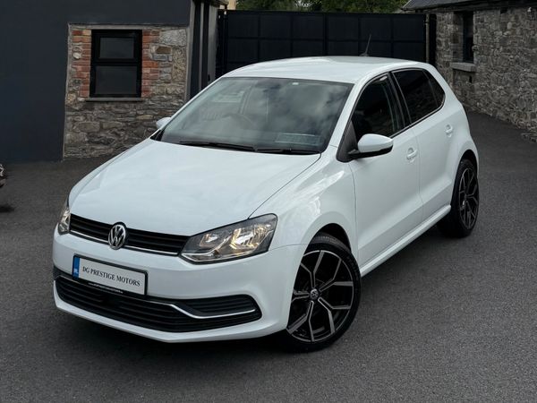 Volkswagen Polo Hatchback, Petrol, 2016, White