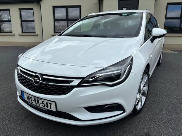 Opel Astra Hatchback, Diesel, 2016, White