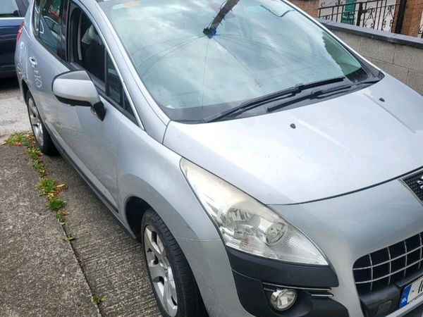 Peugeot 3008 MPV, Diesel, 2011, Grey