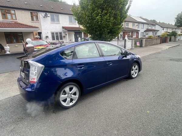 Toyota Prius Hatchback, Petrol Hybrid, 2010, Blue