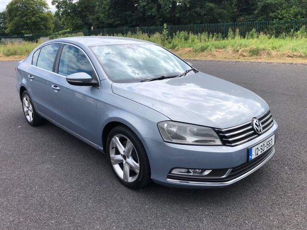 Volkswagen Passat Saloon, Diesel, 2012, Grey
