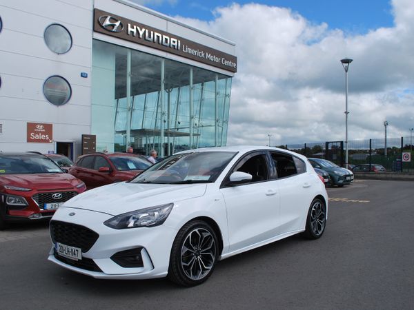 Ford Focus Hatchback, Diesel, 2020, White