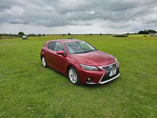 Lexus CT Hatchback, Petrol Hybrid, 2015, Red