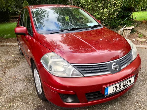 Nissan Tiida Saloon, Diesel, 2010, Red