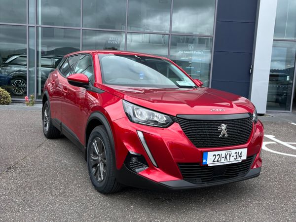 Peugeot 2008 MPV, Petrol, 2022, Red