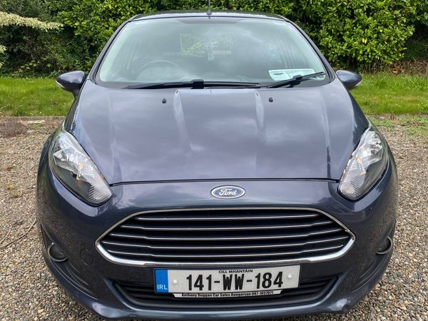 Ford Fiesta Hatchback, Petrol, 2014, Blue